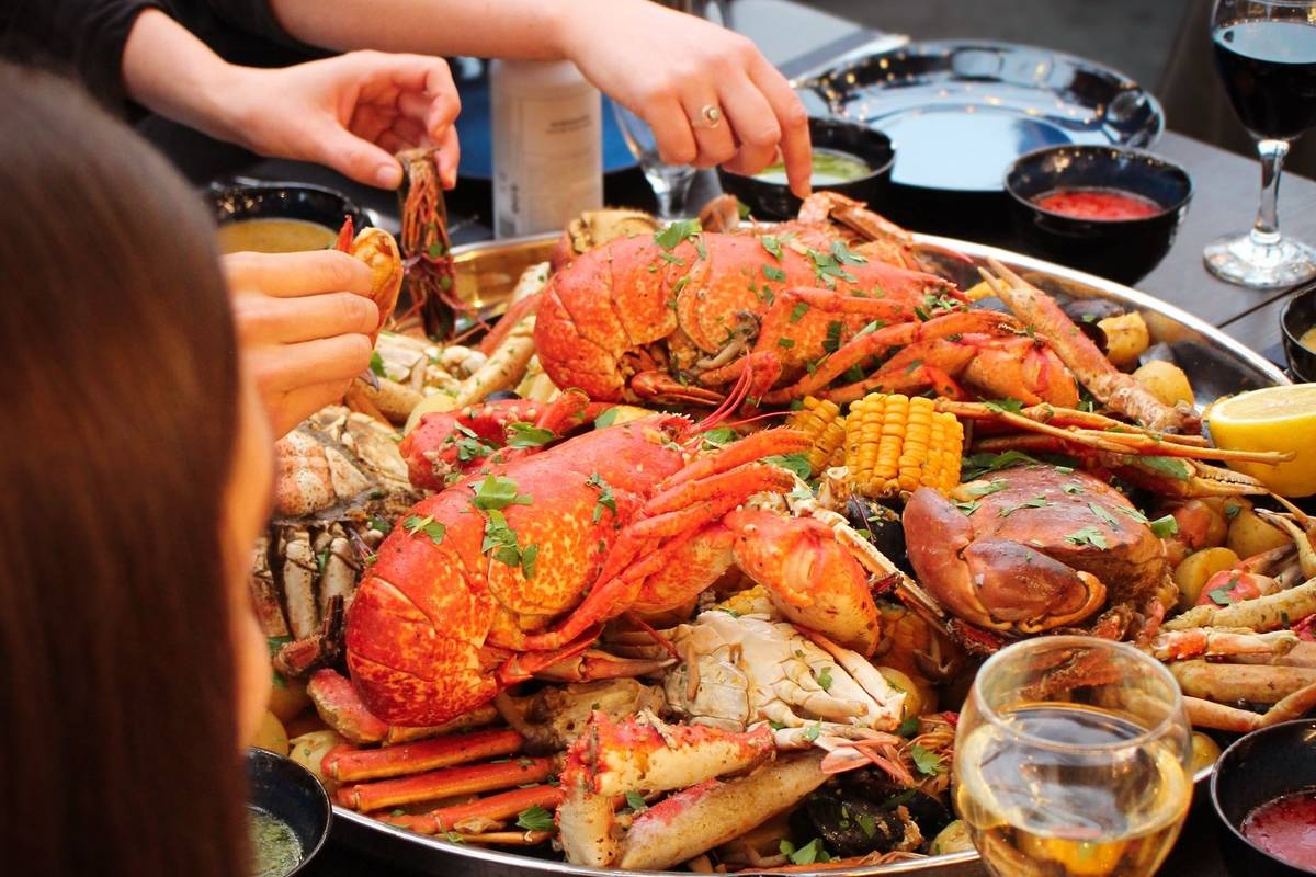 seafood boil at Fisk & Frite