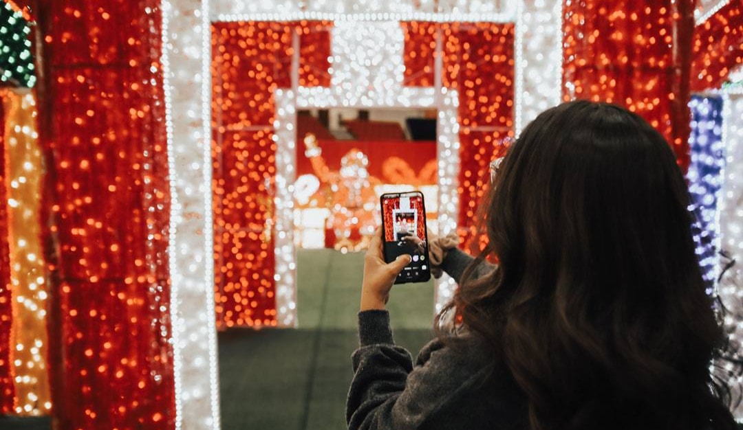Canada’s Largest Indoor Light Park & Christmas Market Is Returning To
