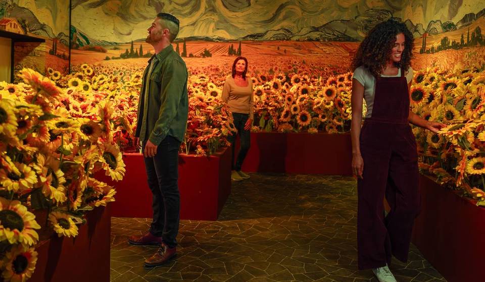 This Luminous ‘Van Gogh Experience’ Presents 360-Degree Projections Of The Artist’s Work — And It’s Just An Hour Away From Charlotte