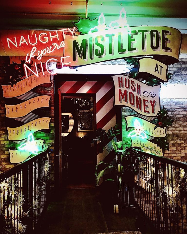 Wrigleyville Is Totally Overrun With Christmas and Holiday PopUp Bars