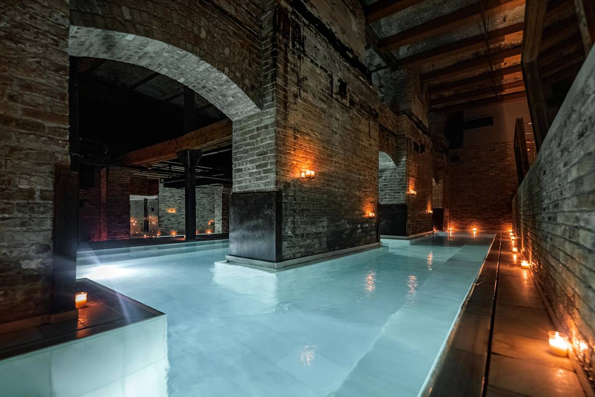 7+ Romantic Things To Do for Valentine’s Day in Chicago