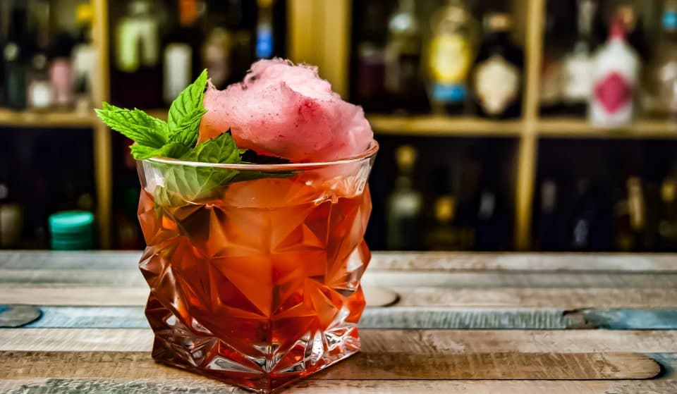 Citizens And Business Owners Petition For The Sale Of To-Go Cocktails Across Illinois