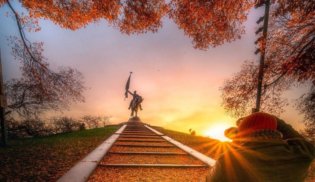 10 Gorgeous Autumnal Photos Of Chicago Looking Dreamy