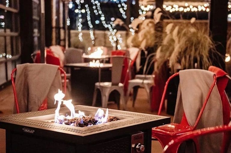 Enjoy Cocktails, Ice Sculptures, And Flickering Flames At This Fire & Ice West Loop Winter PopUp