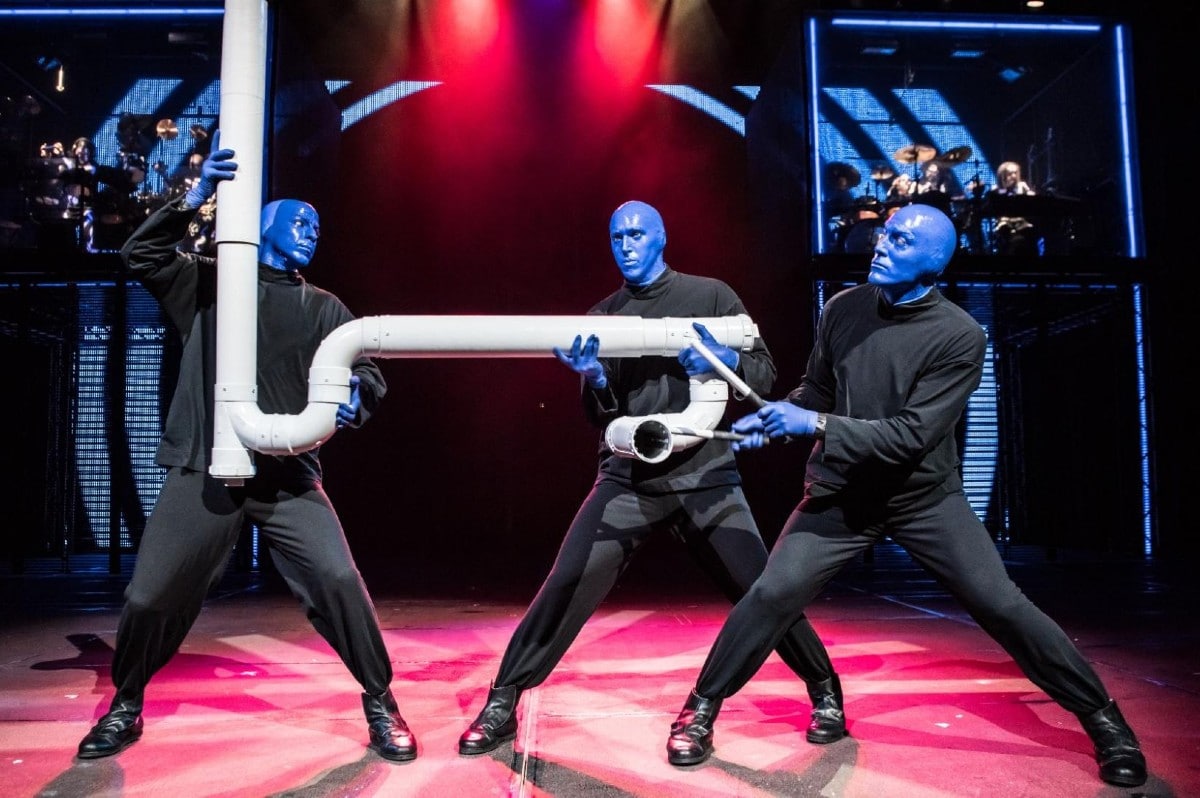 Iconic Blue Man Group Performances Are Returning To Chicago's Briar ...