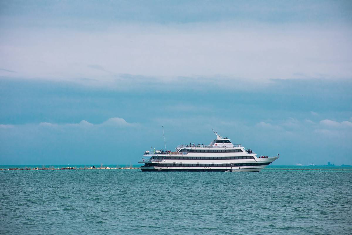 Valentine's Day At Lirica | Navy Pier