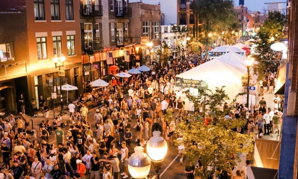 Wicker Park festival crowd