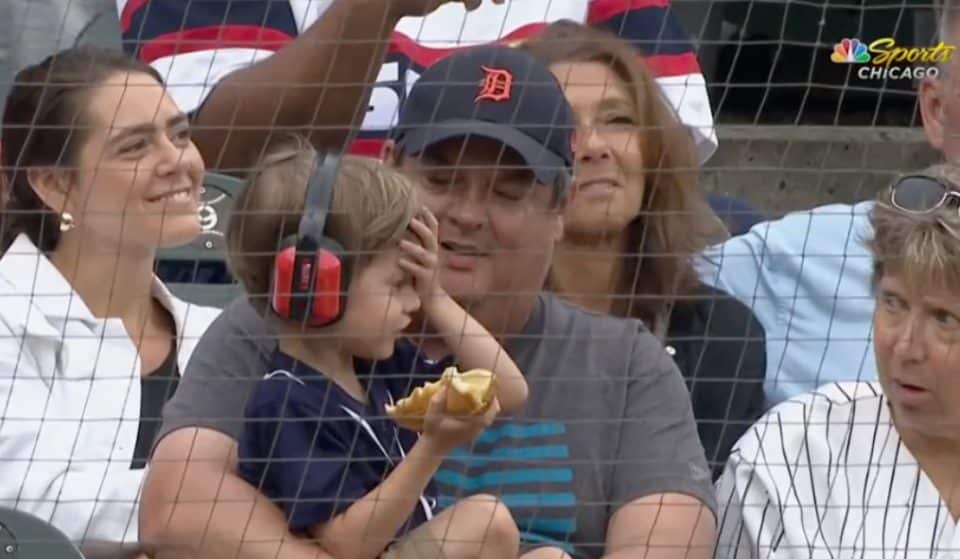 Local Four-Year-Old Goes Viral After A Wholesome Moment At A White Sox Game 