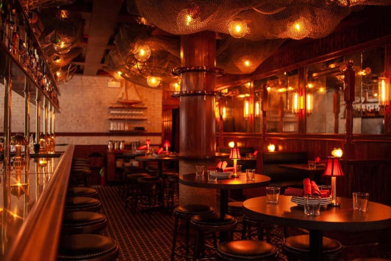 3 Popular Chicago Restaurants Just Topped Yelp's 'Top 100 Places to Eat ...