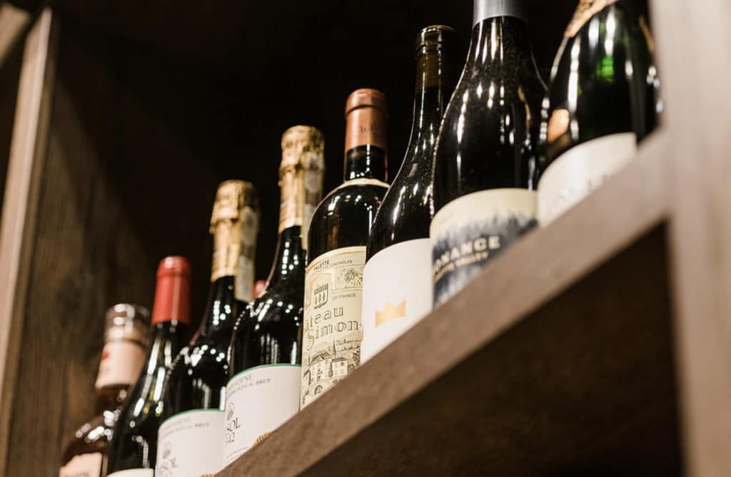 11 Best Wine Bars In Chicago For Wine Lovers Secret Chicago