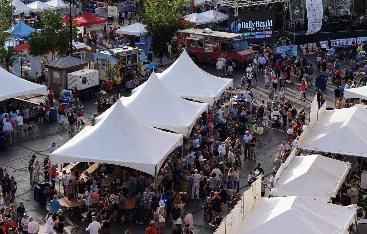crowds gathered for Taste of Polonia Festival Labor Day Weekend in chicago