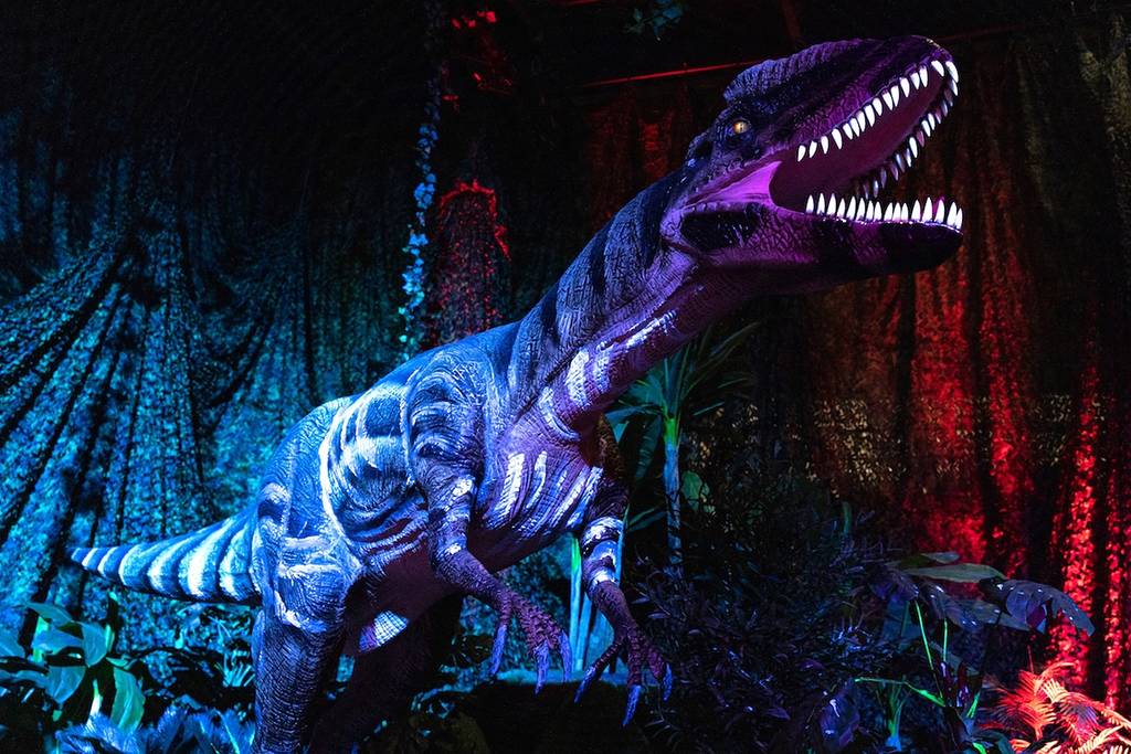 Tickets Are Available To This Colossal Dinosaur Exhibit Opening Soon In Chicago