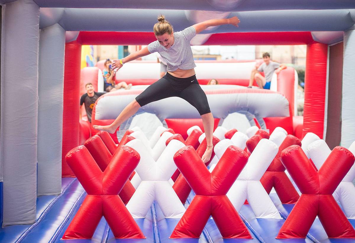 Inflatable Wonderland Chicago s Bouncy Games Is Now Open inflatable-wonderland-chicago-s-bouncy-games-is-now-open