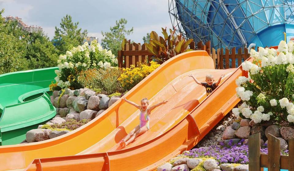 Two Beloved Water Parks, 1 Hour From Chicago, Reopen This Month