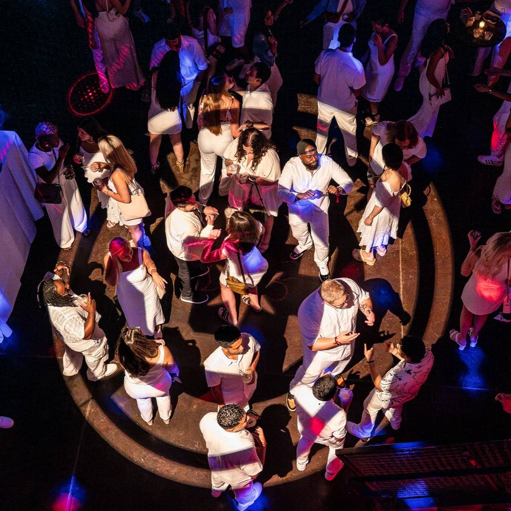 Guests at the Chicago Fire White Party