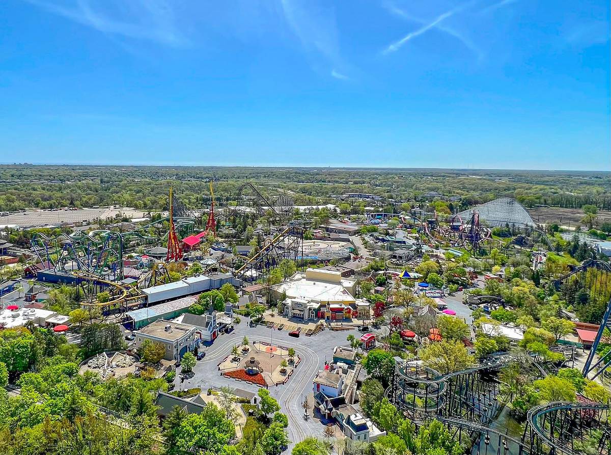 Six Flags Great America Announces 2026 Opening Date