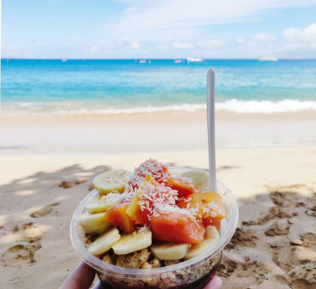 El menú de Playa Bowls incluye boles de açai y pitaya, batidos, cafés, zumos y mucho más.