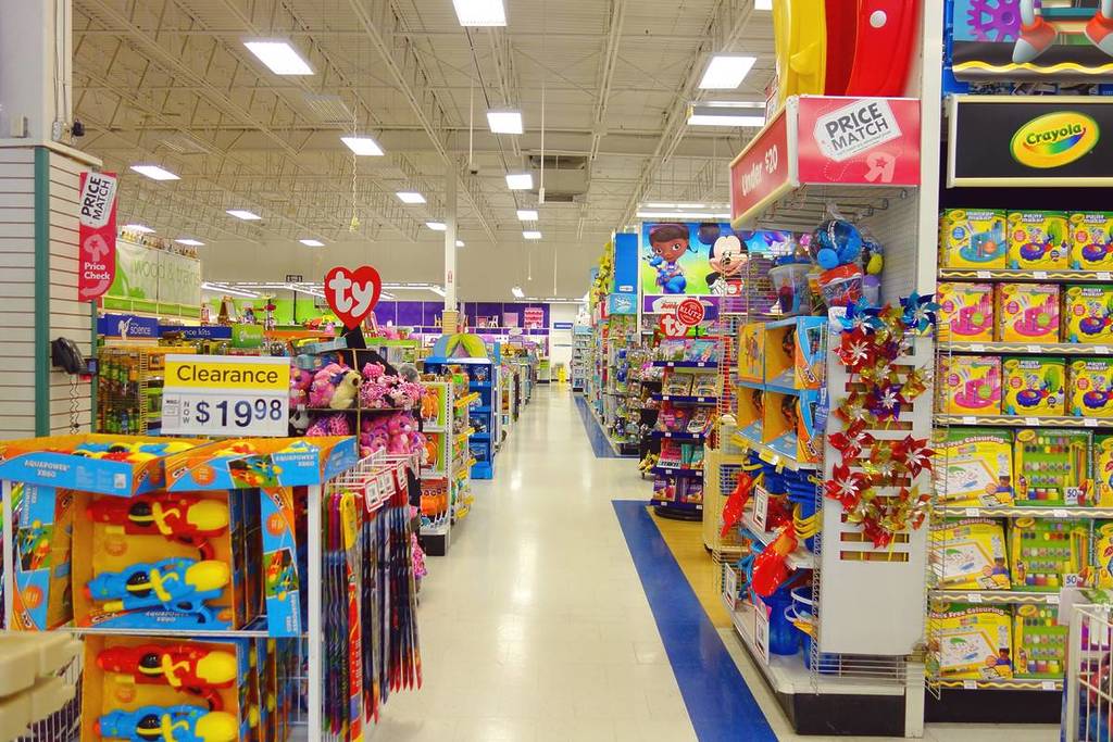 Toys"R" Us store