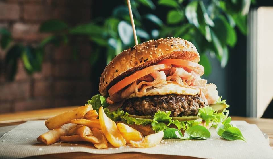 Delicious, Big, and Packed with Toppings: Discover the Best Burgers in Chicago