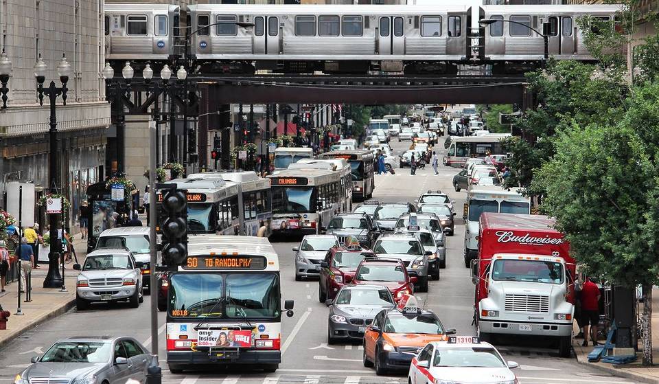 Chicago emitirá avisos en 16 nuevos radares de velocidad