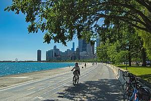 Chicago’s October forecast brings near-80 degree warmth and sunny skies: Here is how long the weekend weather will last