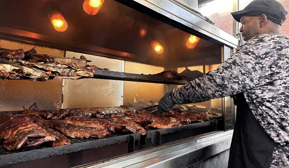 This Chicago Spot Made the List of the Best Hole-in-the-Wall Restaurants in the U.S.—And It Just Won a James Beard Award