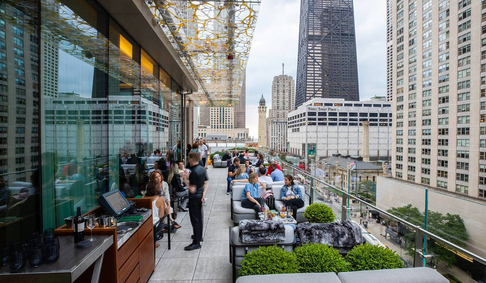 Este bar de hotel de Chicago acaba de ser nombrado el mejor de Estados Unidos por Food &amp; Wine