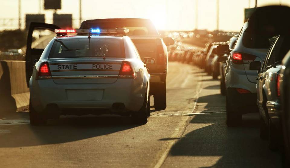 Illinois Police Are Cracking Down Hard on This Common Driving Habit