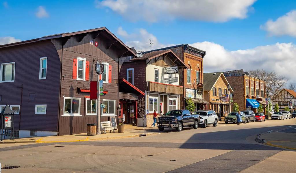 Charming Swiss-style houses and scenic streets of New Glarus