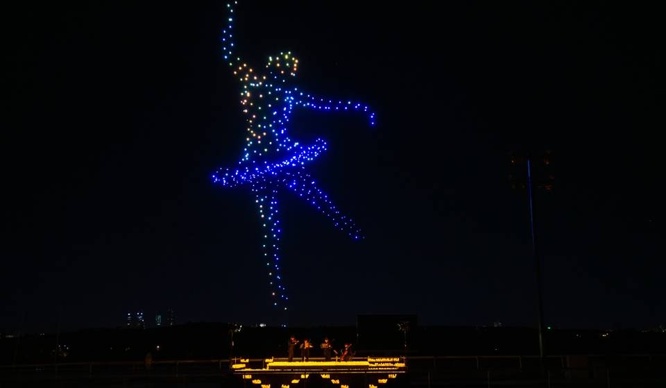 DroneArt Show Opens In Chicago This Weekend With Classical Music &#038; Aerial Lights