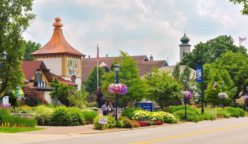 A Weekend Trip From Chicago—This Michigan Town Where Summer Feels Like a European Holiday