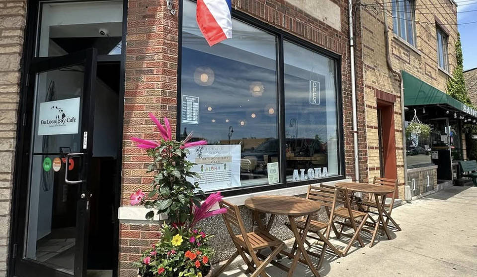 Este pequeño restaurante hawaiano cerca de Chicago acaba de entrar en la guía de restaurantes de Chicago del New York Times