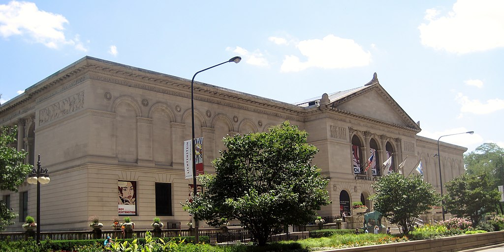 sunny day image shows picture of facade of the art institute of chicago