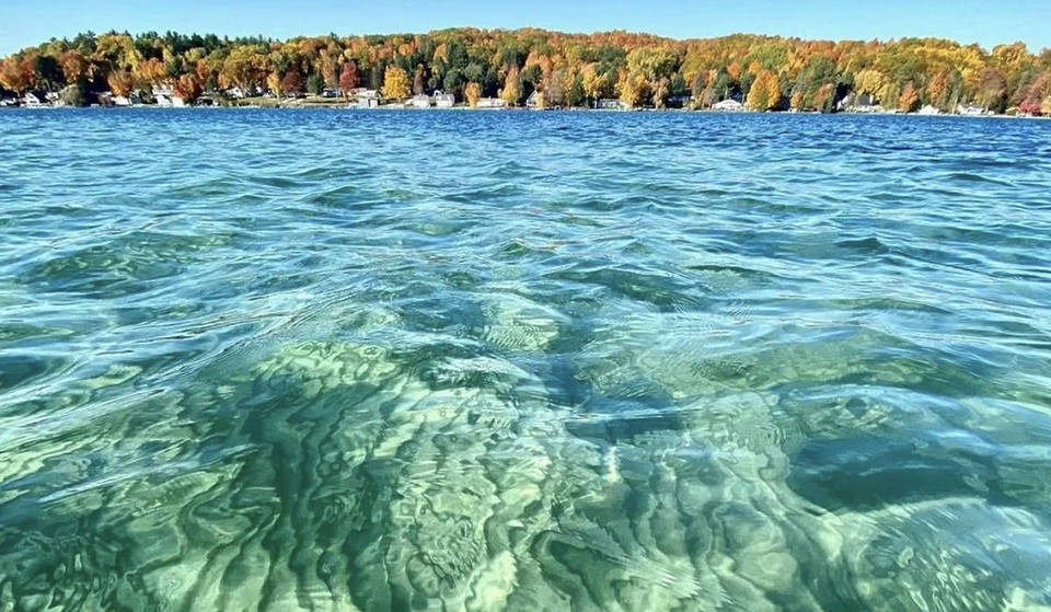 This Crystal Clear Lake in Michigan Near Chicago Is Known as the &#8216;Caribbean of the North&#8217;—And Most People Have Never Heard of It