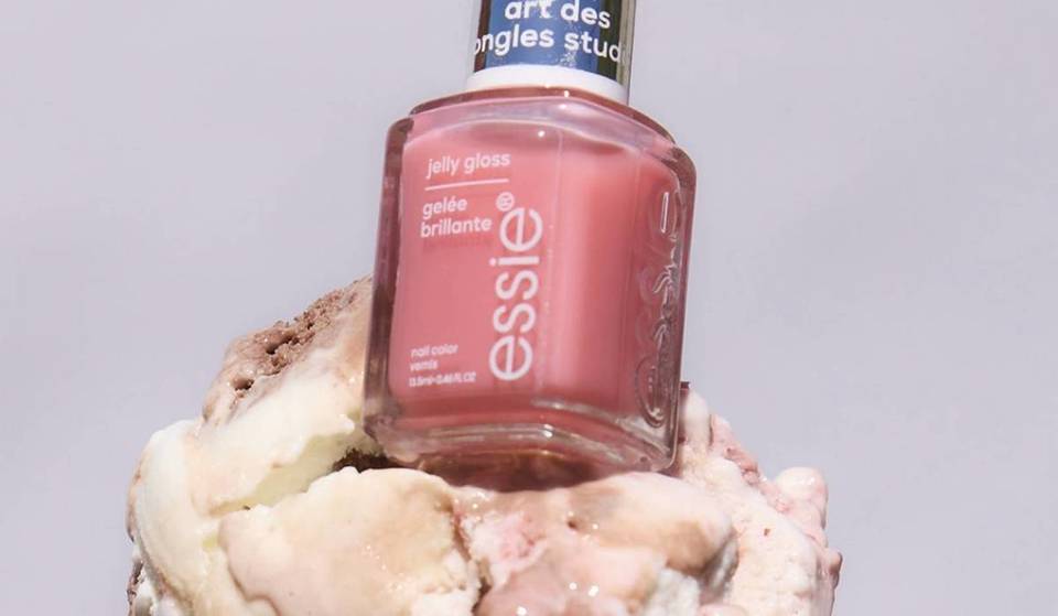 La Riviera Cabana Pop-Up de Essie llega a Chicago, con helado gratis y productos exclusivos