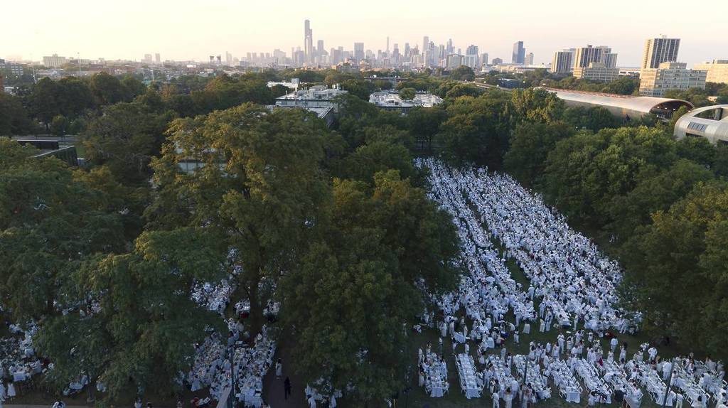 Le Diner En Blanc