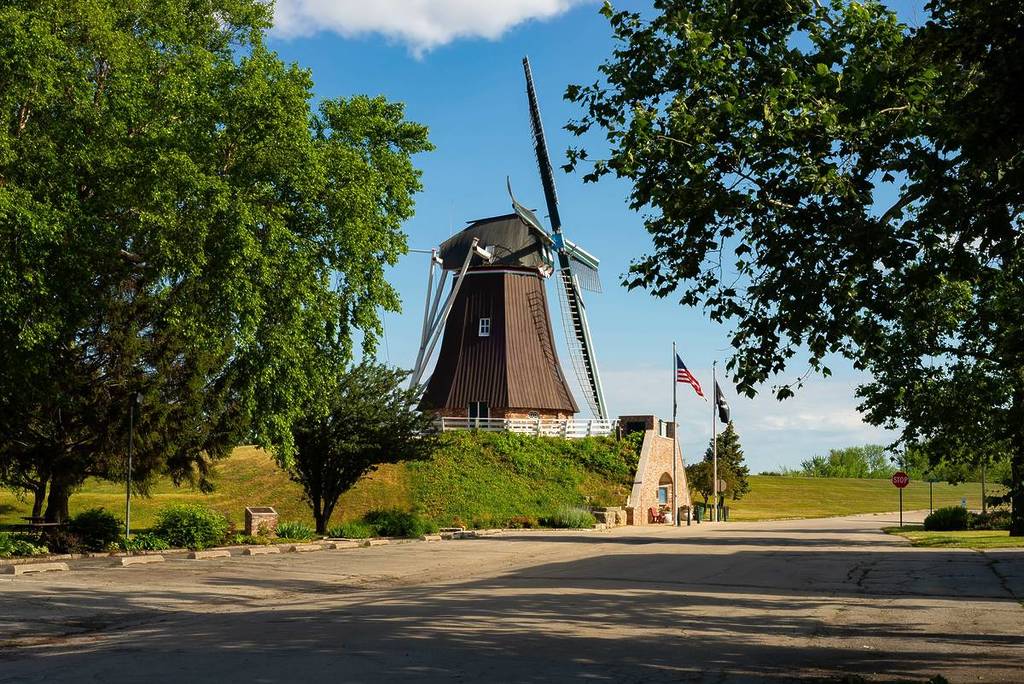 The De Immigrant Windmill on the historic Lincoln Highway.