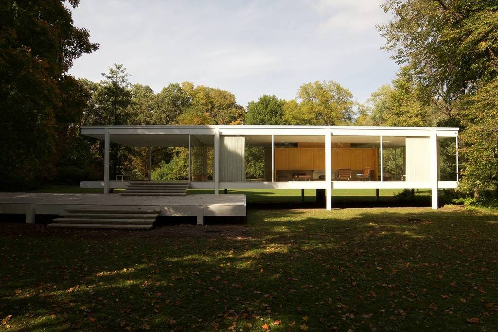 The Farnsworth House outside of Chicago Illinois