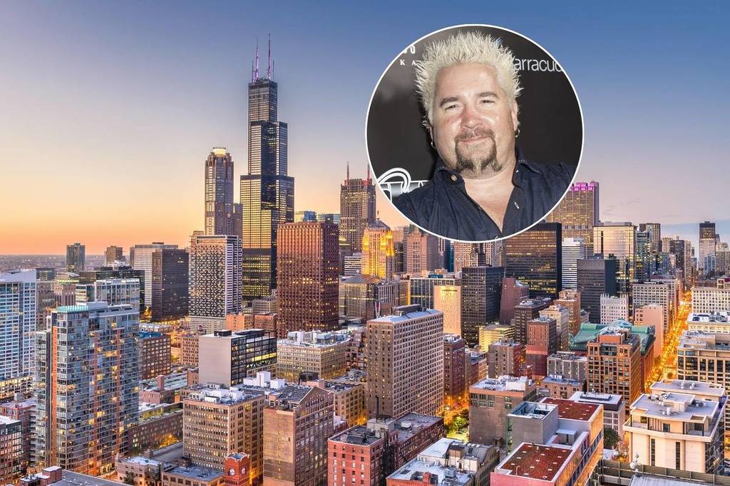 Foto de Guy Fieri superpuesta al skyline de Chicago