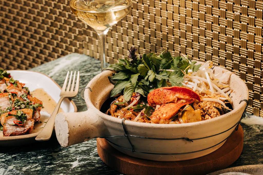 Crying Tiger_Clay Pot Lobster Pad Thai