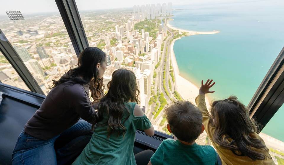 Este mirador de Chicago ofrece vistas de 360 grados de la ciudad, y esta semana puedes visitarlo gratis.