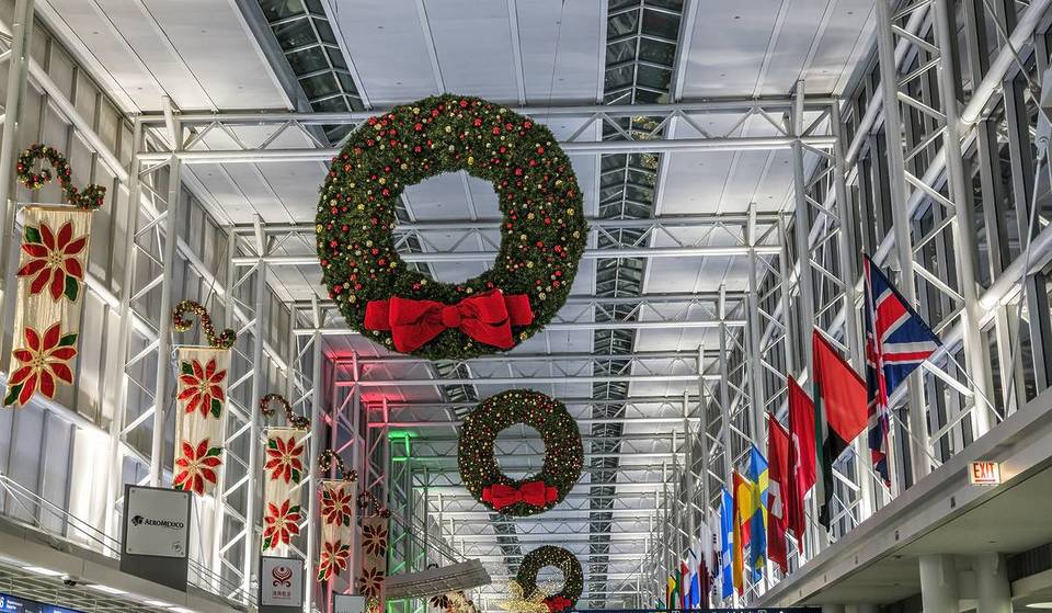 Chicago Airports Launch “Letters to Santa” Stations in Time for the Holidays