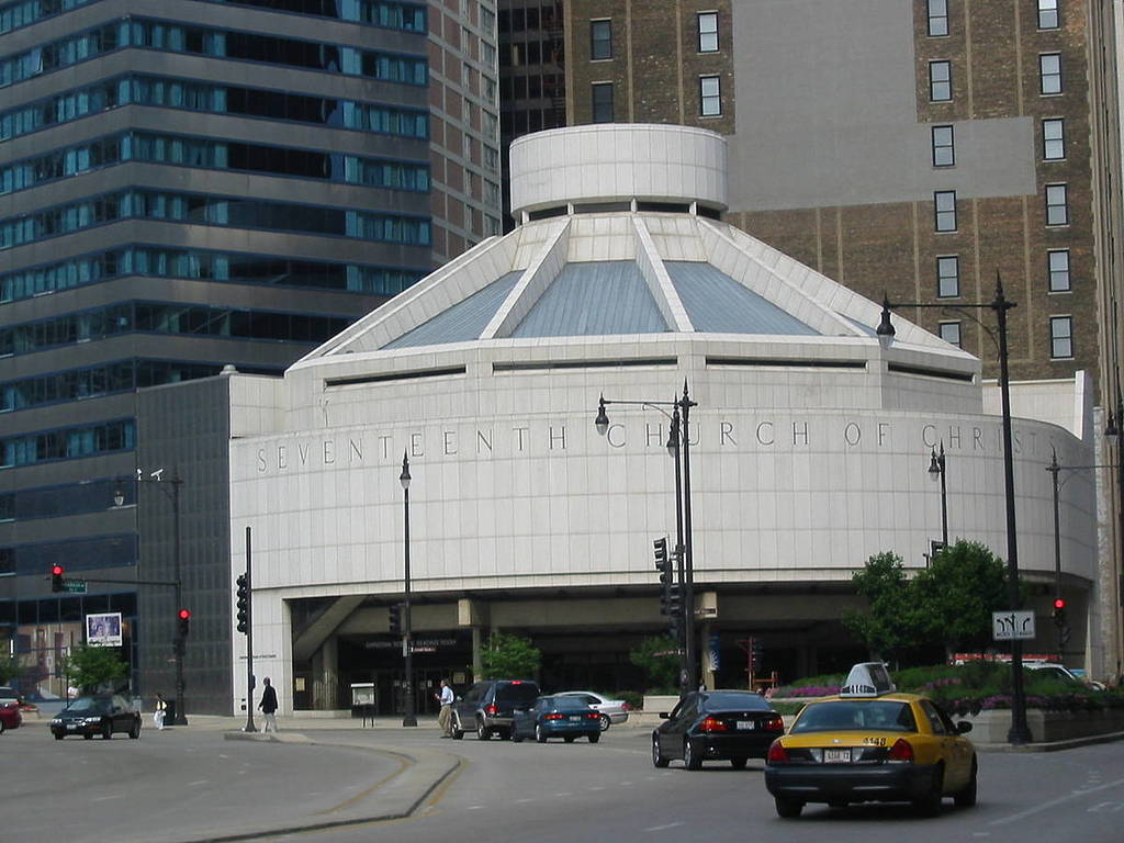 The white edifice of the Seventeeth Church of Christ in Chicago.
