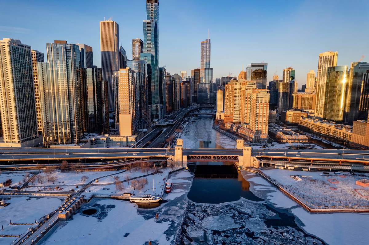 Winter sunrise in Chicago