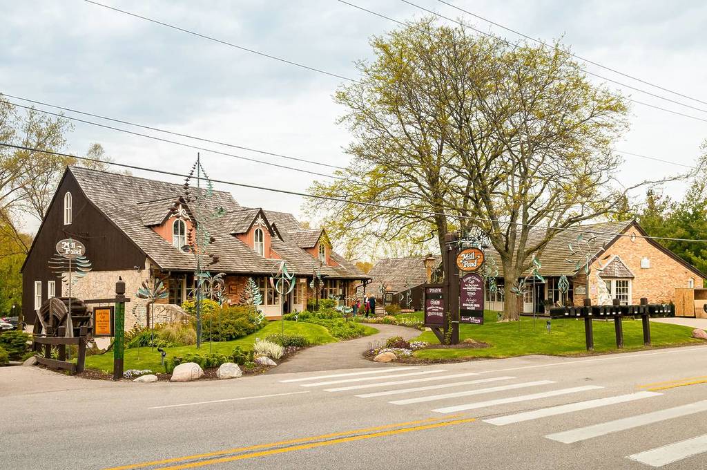 View of a Long Grove village in Lake County, USA