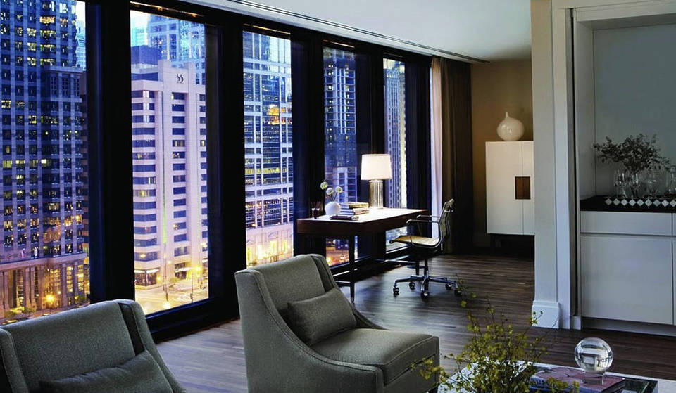 Este hotel de 52 plantas de Chicago acaba de ser clasificado como el mejor alojamiento de lujo de todo el estado.