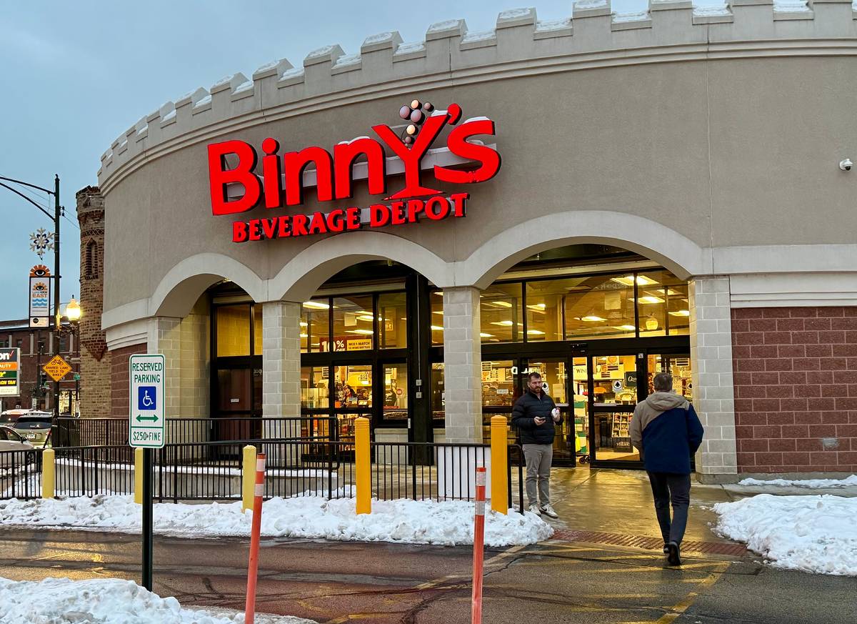 Binny's Beverage Depot in Lakeview Chicago