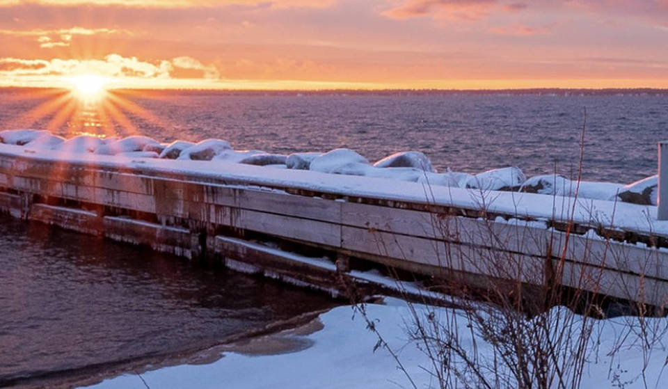 Conoce la «Islandia del Medio Oeste»: las cuevas de hielo congeladas de las islas Apostle, que podrían cerrarse para siempre.