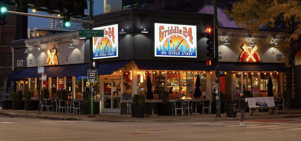 Estas dos legendarias cafeterías de Chicago acaban de ser nombradas entre los mejores lugares para comer a altas horas de la noche en Estados Unidos.