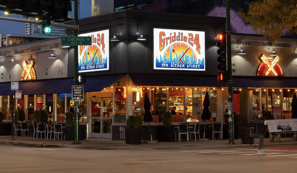 These 2 Legendary Chicago Diners Were Just Named Among The Best Late-Night Eats In America